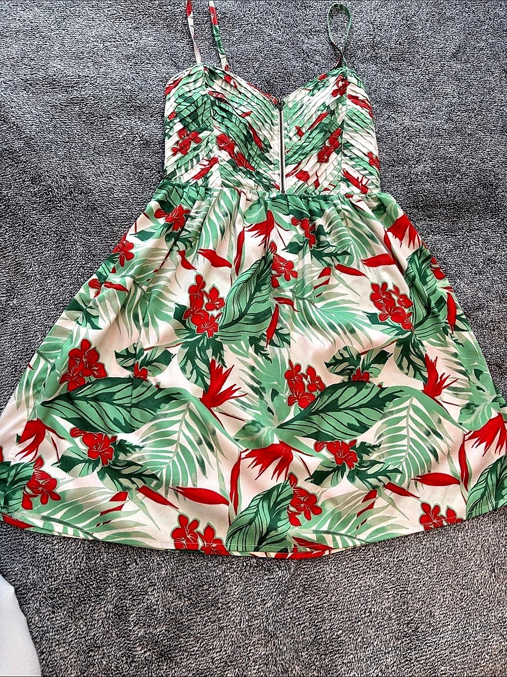 Roxy Floral Mini Dress Green & Red Size Small Like New